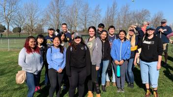 Aggie Jumpstart students volunteer.