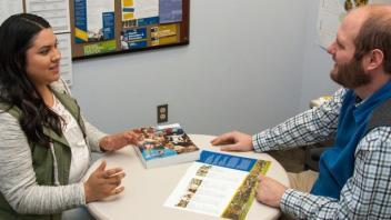 Graduating senior Marlene Piceno (left) has benefitted from the support of CA&ES academic advisor Joe Lee, who recently won a campus award for outstanding advising. (Robin DeRieux/UC Davis)