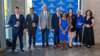 The college held its Award of Distinction ceremony celebrating alumni, friends, faculty and staff for their work supporting California and the world in service of the UC Davis land-grant mission. (Leroy Yau/UC Davis)