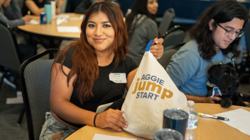 A student at an Aggie Jumpstart meeting.