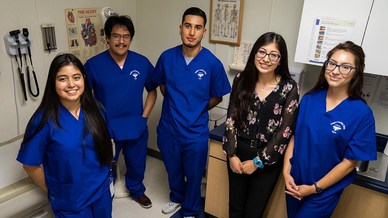 CA&ES students give back to the community and gain experience as interns at a clinic in Knights Landing.