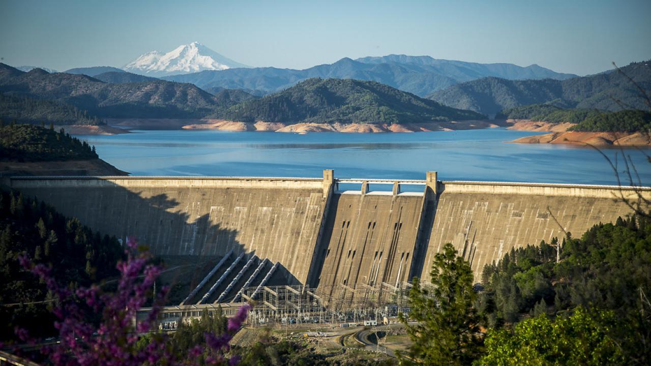Shasta Dam, north of Redding in California, is the only dam in the state a UC Davis study identified as being capable of replicating natural cold-water patterns for aquatic species. (Ron Lute/cc BY-NC 2.0)