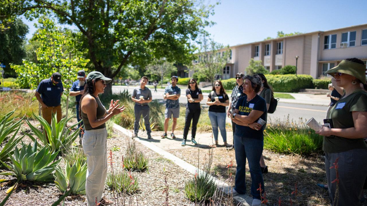 Jessica Colvin, continuing lecturer in landscape architecture, gave a tour of the Robbins Hall landscape sharing insights and ideas during a recent NatureRX Landscape Tour and Tea event.