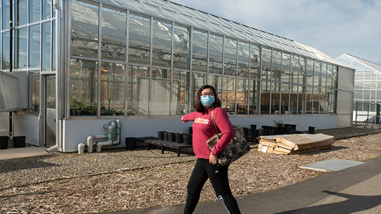 Graudate student Yufei Qian talks about her vertical growing container.