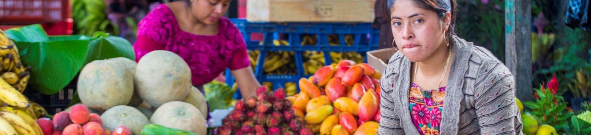 guatemalan fruit market